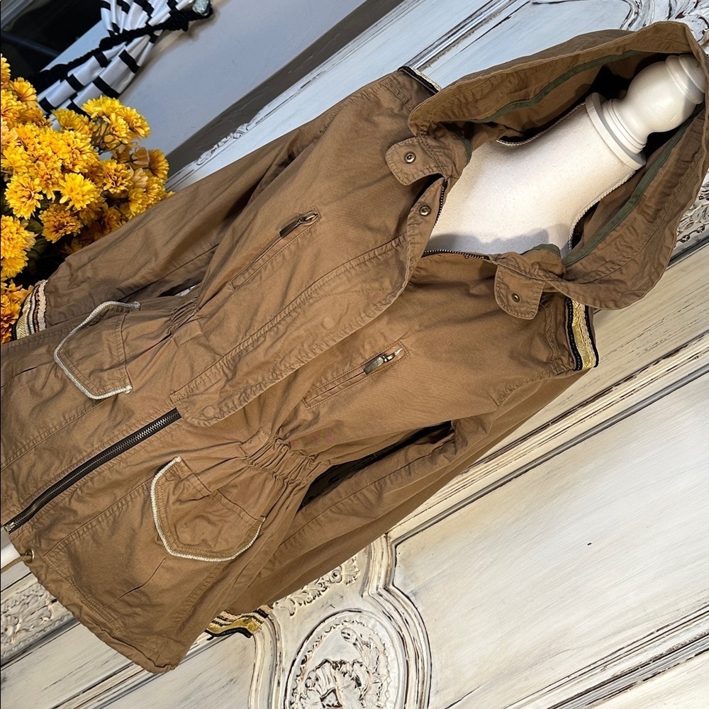 Willow & Clay Brown Hooded Jacket with Pockets Gold and Black Accents - Picture 3 of 9